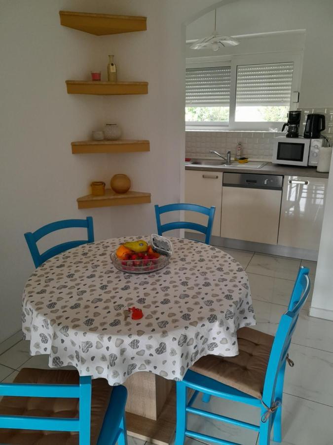 Apartment Stana Trogir Exterior photo